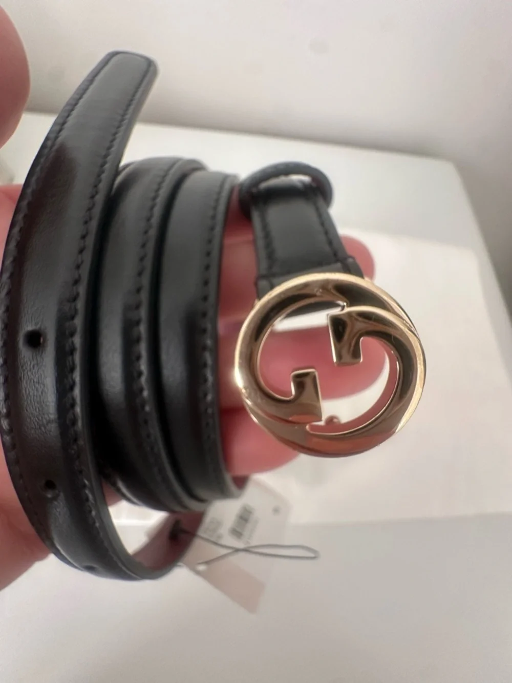 Gucci Thin Black Leather Belt with Interlocking G Buckle 100